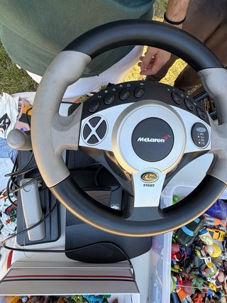 Volante Oficial McLaren Skream para PlayStation
