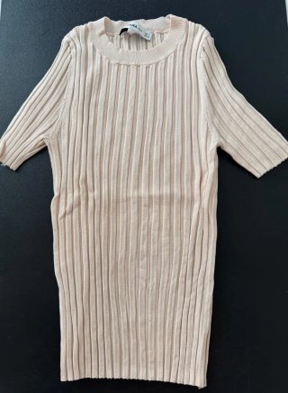 Top Zara punto rosa talla S