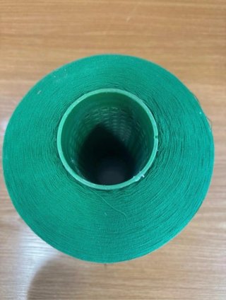 Hilo de algodón verde
