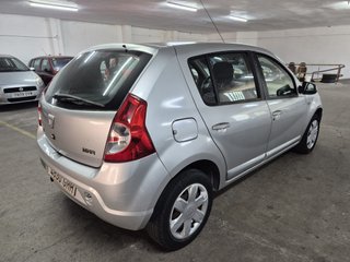 Dacia Sandero 2008