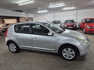 Dacia Sandero 2008