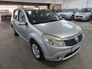 Dacia Sandero 2008