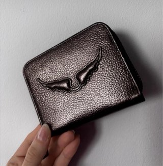 Cartera Zadig & Voltaire plateada con funda
