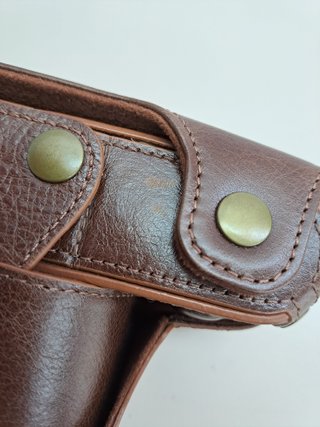 Estuche MegaGear MG1403 per Leica Q-P, Q (Typ 116)