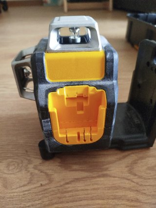 Láser DEWALT Verde 12V XR 3x360° Autonivelante