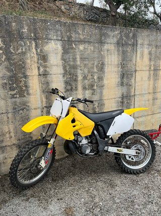 Suzuki RM 250 2T
