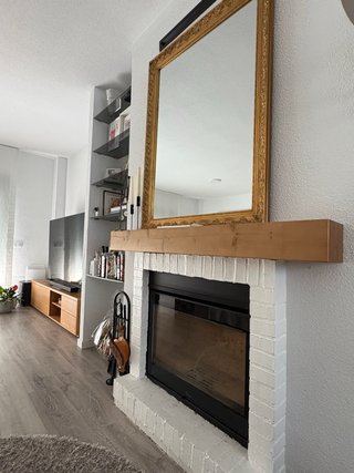 Balda de madera para chimenea