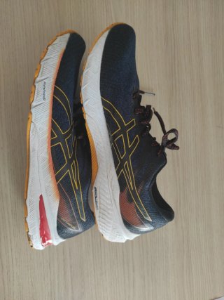 Zapatillas Asics GT-2000 10 Talla 44
