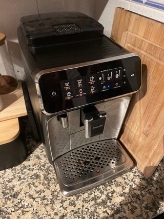 Máquina de Café Philips LatteGo