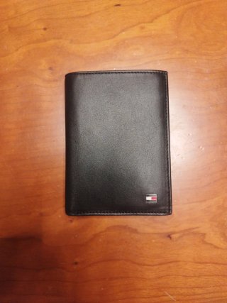 Cartera Tommy Hilfiger Cuero Negra
