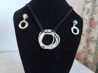 Conjunto Plata Colgante y Pendientes