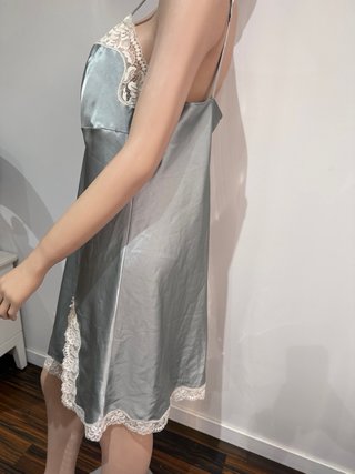 Camisón lencero con encaje