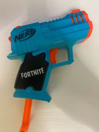 Pistola Nerf Fortnite Azul y Naranja