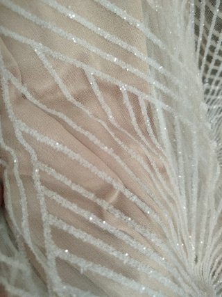 Vestido fiesta beige