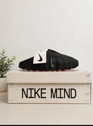 Nike Mind Negro Naranja