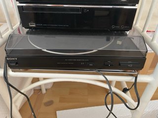 Equipo de música Sony + tocadiscos