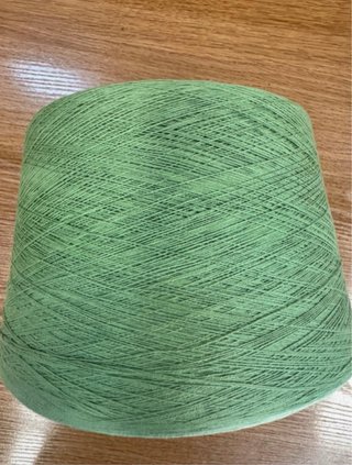 Hilo de algodón verde menta