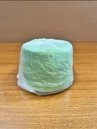 Hilo de algodón verde menta