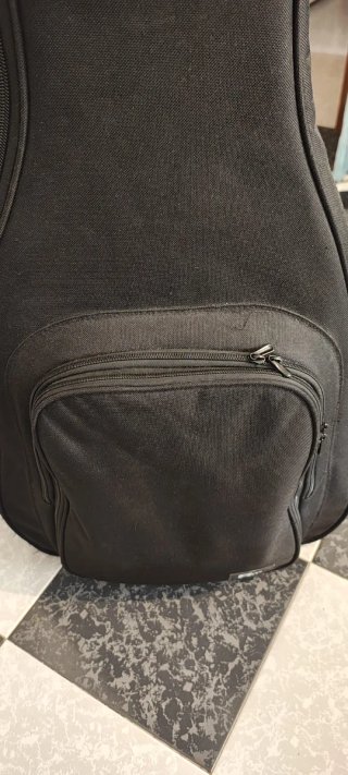 Estuche semirrígido para guitarra española