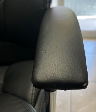Silla oficina ejecutiva. Acolchada y muy cómoda