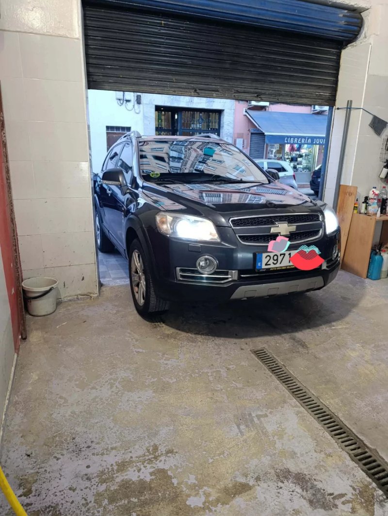 Chevrolet Captiva 2009 - foto 1
