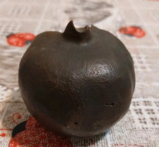Melograno in bronzo