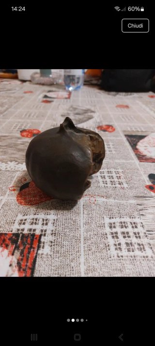 Melograno in bronzo