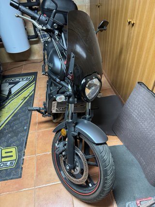 Kawasaki Vulcan S 650 Negra
