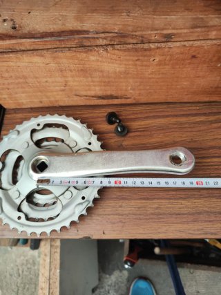 Platos y eje de pedalier bicicleta