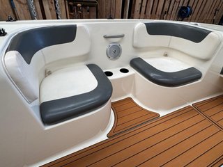 Bayliner Element XL 180