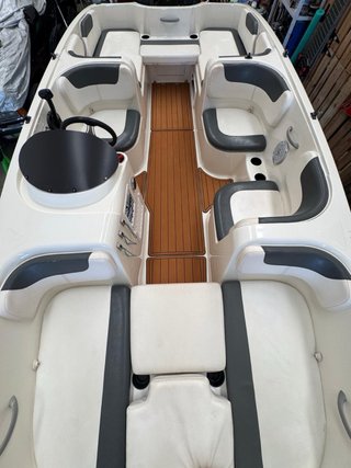 Bayliner Element XL 180