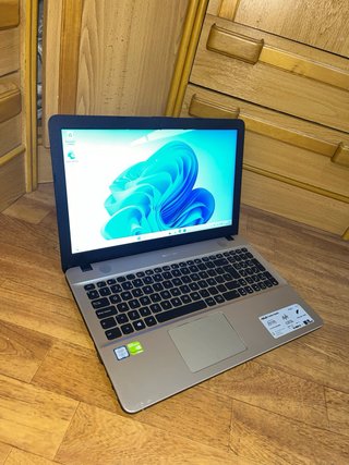 Portátil Asus i7 SSD 500GB