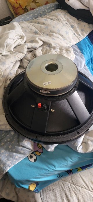 Altavoces RCF 15 Pulgadas