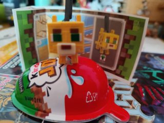 Figura Minecraft Kinder Joy