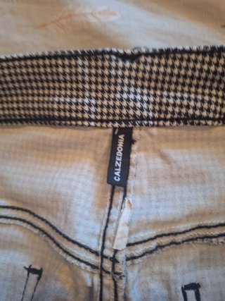 Pantalones de cuadros blanco y negro