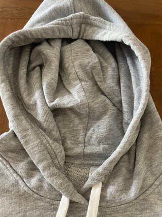 Sudadera con capucha gris talla S