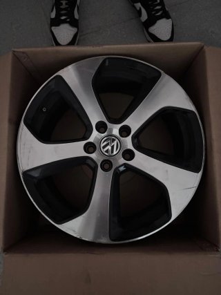 Llantas Golf GTI Performance 7