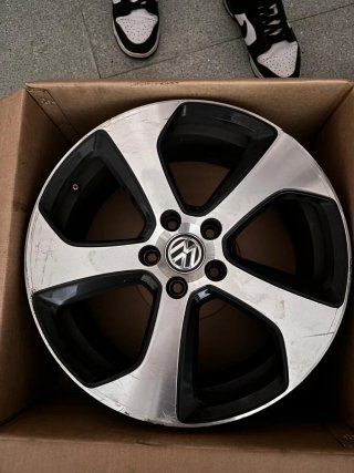 Llantas Golf GTI Performance 7