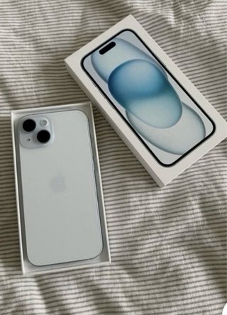 iPhone 15 128GB Azul cielo