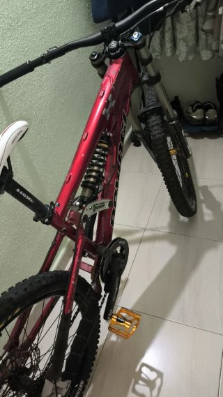 Bici Descenso 26' montaña URGE VENTA