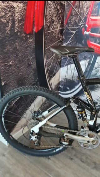 Bicicleta Scott Genius Montaña