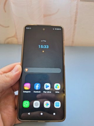 Móvil 8 GB con NFC