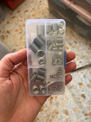 Kit inserti filettati varie misure. nuovo