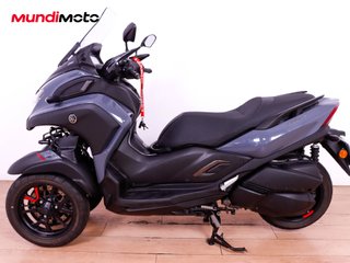 YAMAHA TRICITY 300