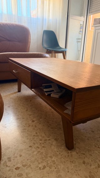 Mesa centro madera estilo Mid Century