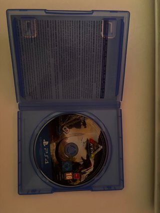 ARK Survival Evolved PS4
