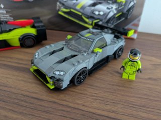 LEGO Speed Champions 76910 Aston Martin