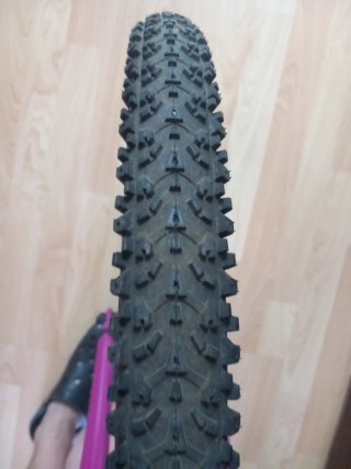 Bicicleta niña 24 morada y blanca