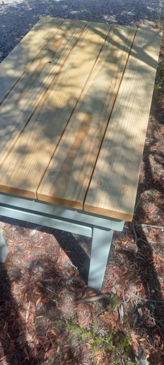 Banco o mesita de madera