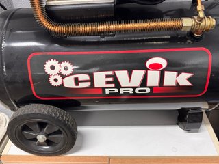 Compresor de aire Cevik Pro 3HP de 50 litros